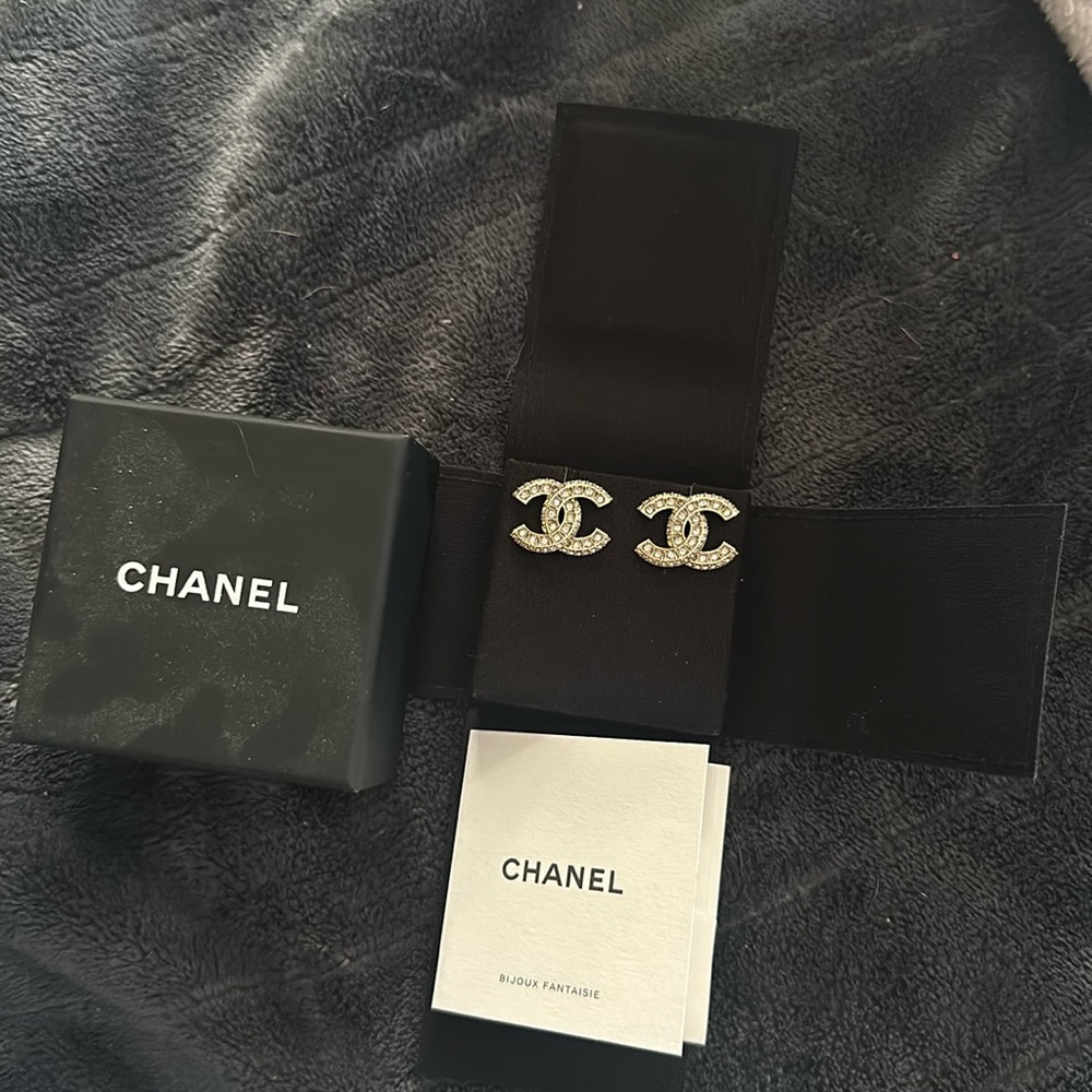 Chanel Earings